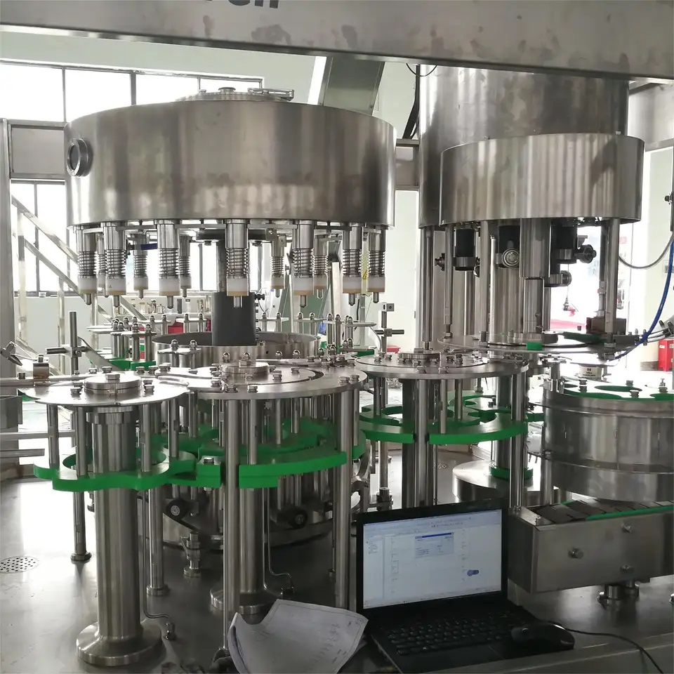 Automatic liquid oil filling and capping machine