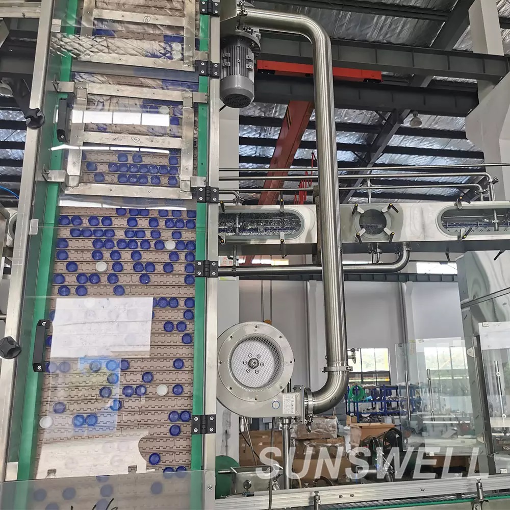 Fully automatic blowing filling capping combiblock water filling machine complete water production line
