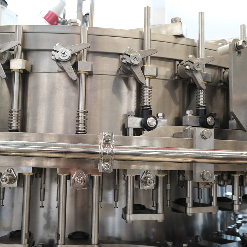 Carbonated milk filling machine soft drink bottling machine for PET and Glass bottle 4 in 1 monoblock